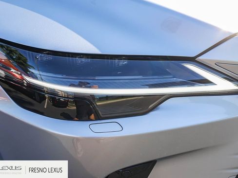 New 2026 Lexus RX 450h AWD image 10