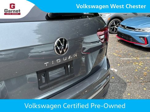 Certified 2023 Volkswagen Tiguan SE FWD image 34