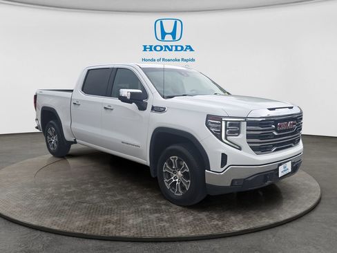 Used 2025 GMC Sierra 1500 SLT AWD/4WD image 7