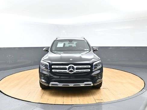 Used 2022 Mercedes-Benz GLB 250 w/ Premium Package Lite image 6
