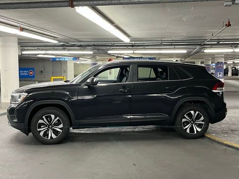 New 2026 Volkswagen Atlas Cross Sport SE AWD/4WD image 32