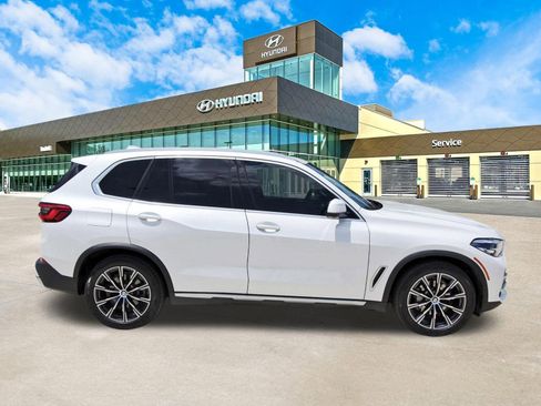 Used 2019 BMW X5 xDrive40i w/ Premium Package 2 AWD/4WD image 7