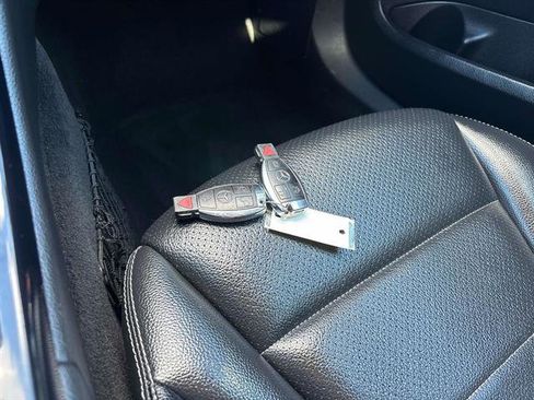 Used 2015 Mercedes-Benz C 300 4MATIC Sedan image 24