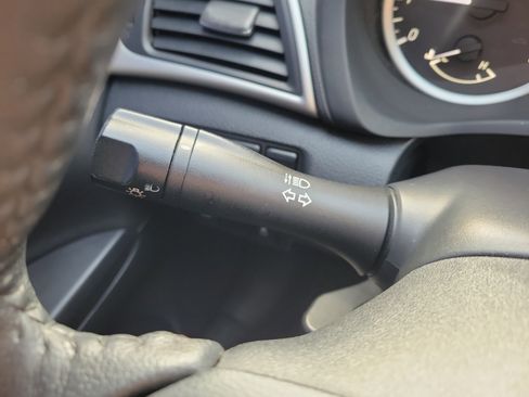 Used 2019 Nissan Sentra SV image 27