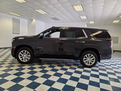 Used 2025 Chevrolet Tahoe Premier w/ Sun And Tow Package RWD image 4