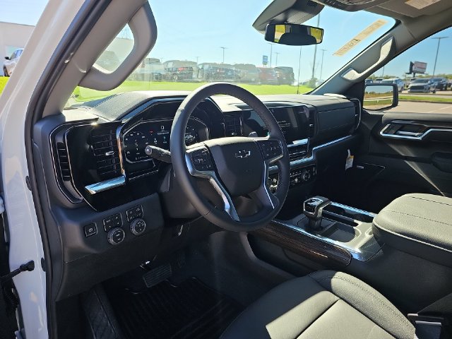 New 2026 Chevrolet Silverado 1500 RST w/ Safety Package AWD/4WD image 10
