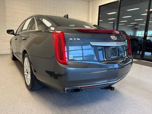 Used 2017 Cadillac XTS Luxury FWD image 39