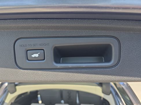 New 2026 Honda Odyssey Touring image 15