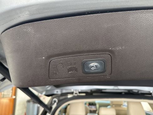 Used 2019 Lincoln MKC Reserve AWD/4WD image 10