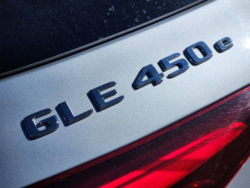 Certified 2025 Mercedes-Benz GLE 450e 4MATIC image 11
