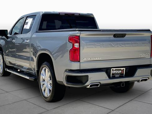 Used 2023 Chevrolet Silverado 1500 High Country w/ High Country Premium Package AWD/4WD image 12