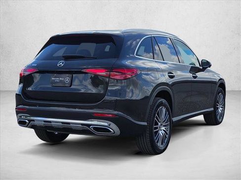 Certified 2026 Mercedes-Benz GLC 300 image 2