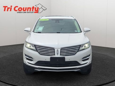 Used 2019 Lincoln MKZ Reserve AWD/4WD image 2