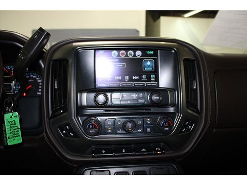 Used 2018 Chevrolet Silverado 1500 LTZ w/ Sport Package image 32