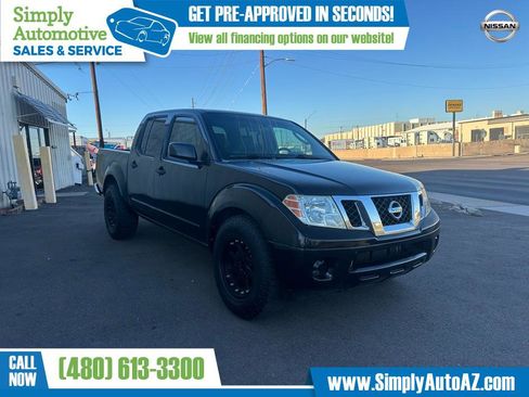 Used 2011 Nissan Frontier S image 2