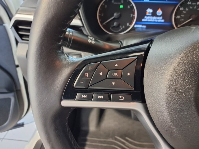 Used 2023 Nissan Altima 2.5 SL AWD/4WD image 7
