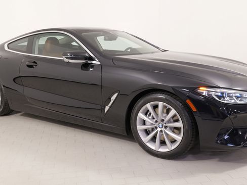 Used 2020 BMW 840i xDrive Coupe w/ Driving Assistance Package image 9