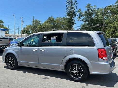 Used 2018 Dodge Grand Caravan GT FWD image 12