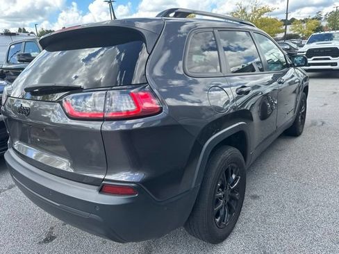 Used 2023 Jeep Cherokee Altitude Lux AWD/4WD image 3