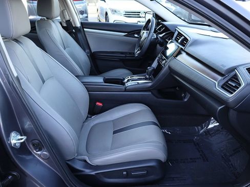 Used 2016 Honda Civic Touring image 16