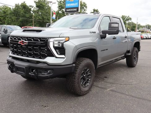 New 2026 Chevrolet Silverado 2500 ZR2 w/ ZR2 Bison Edition AWD/4WD image 11