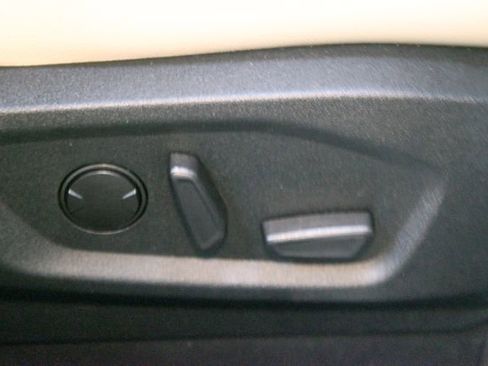 Used 2021 Ford Edge Titanium w/ Cargo Accessory Package AWD/4WD image 12