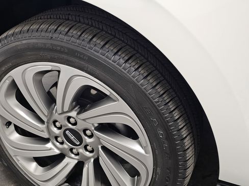 Used 2023 Lincoln Navigator L Reserve image 12