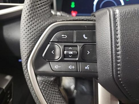 Used 2026 Toyota Sequoia Limited AWD/4WD image 19