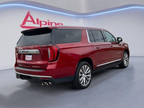 Used 2021 GMC Yukon XL Denali w/ Denali Ultimate Package AWD/4WD image 5