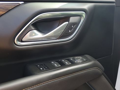 Used 2023 Chevrolet Tahoe Premier image 18