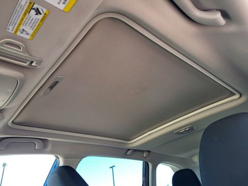 Used 2023 Subaru Forester Premium image 18