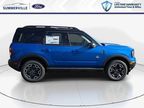 New 2025 Ford Bronco Sport Outer Banks image 2