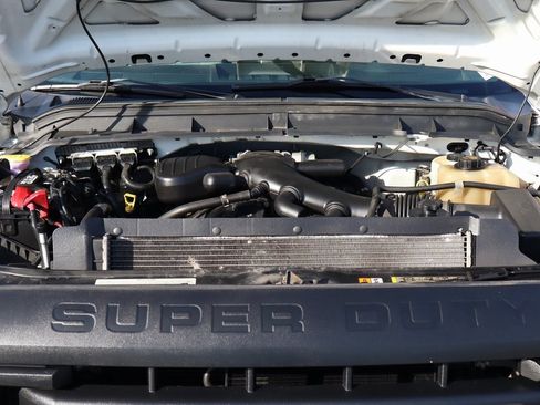 Used 2012 Ford F550 2WD Regular Cab Super Duty w/ PWR Equipment Group image 15