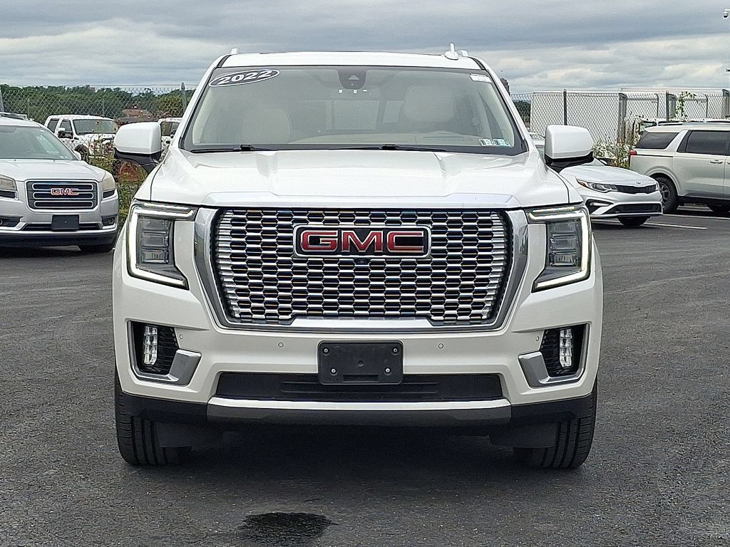 Used 2022 GMC Yukon Denali AWD/4WD image 2