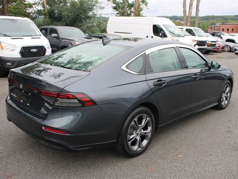 Used 2023 Honda Accord EX image 8