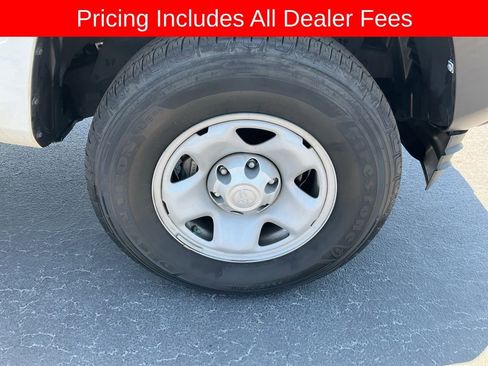 Used 2022 Toyota Tacoma SR RWD image 21