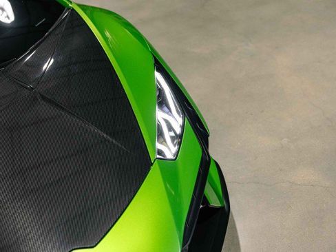 Used 2023 Lamborghini Huracan Tecnica image 34