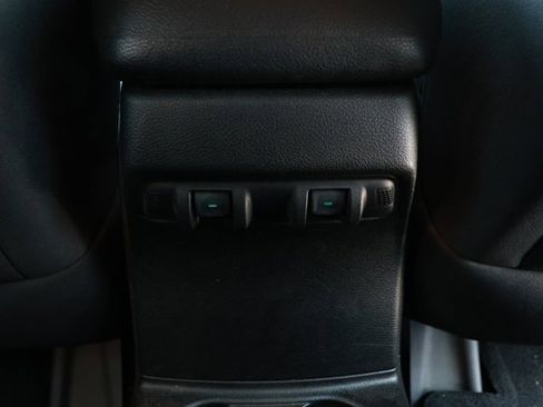 Used 2012 Jeep Wrangler Unlimited Sport AWD/4WD image 25