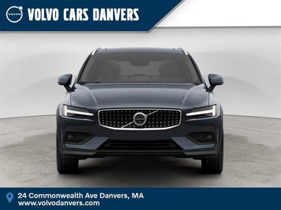 New 2026 Volvo V60 B5 Cross Country Plus w/ Protection Package Premier