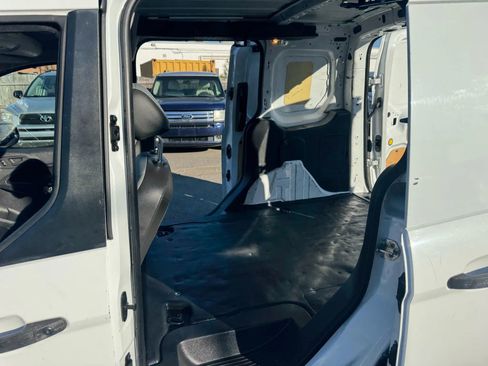 Used 2015 Ford Transit Connect XL image 12