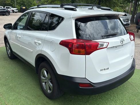 Used 2015 Toyota RAV4 XLE AWD/4WD image 5