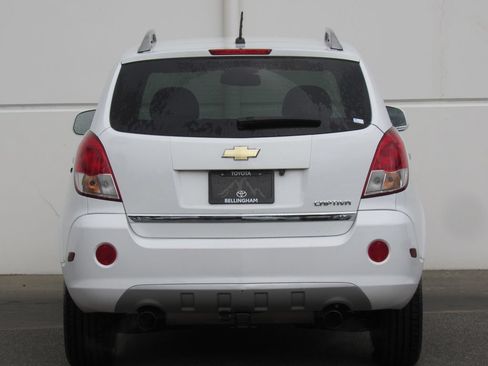 Used 2012 Chevrolet Captiva Sport LT FWD image 7