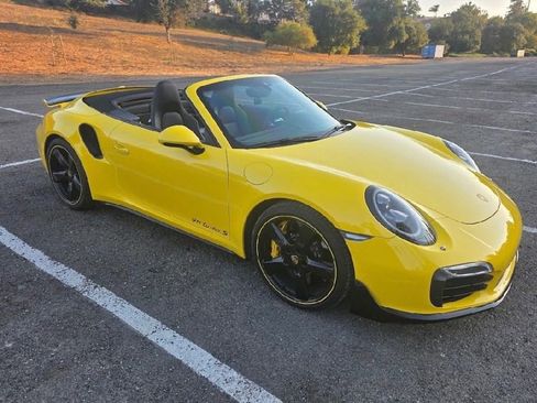 Used 2016 Porsche 911 Turbo S image 16