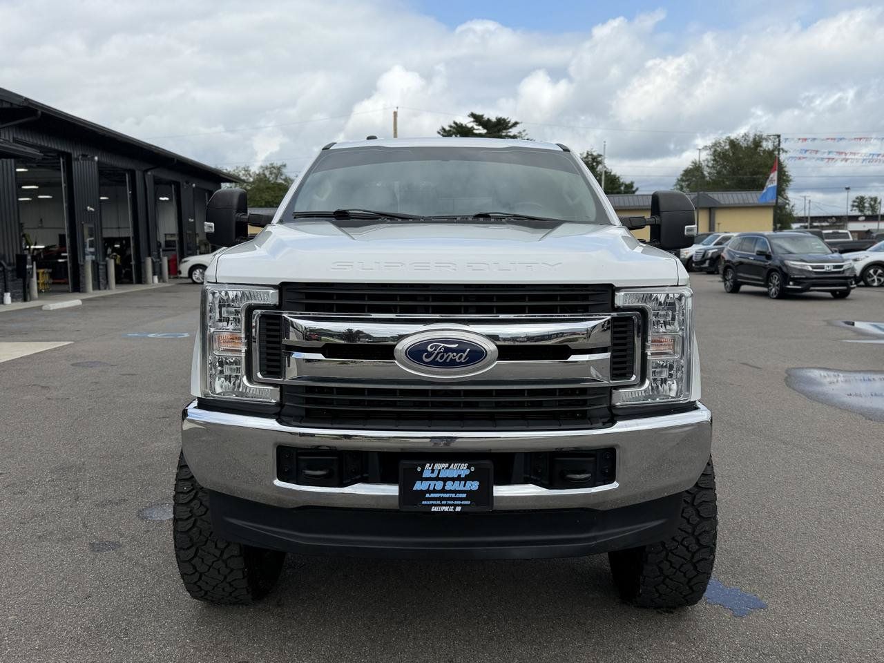 Used 2019 Ford F250 XLT AWD/4WD image 2