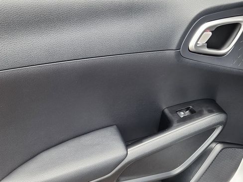 Used 2020 Kia Soul EX FWD image 13