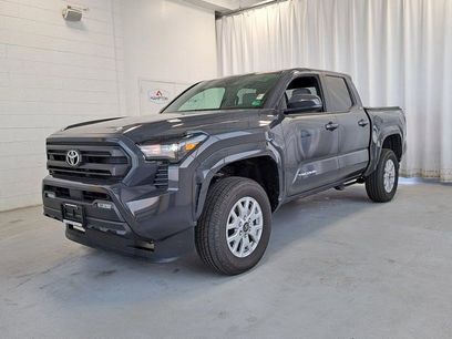 Used 2025 Toyota Tacoma SR5