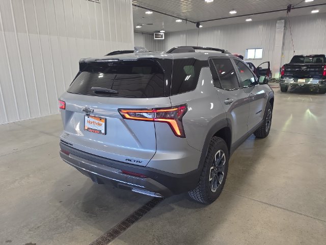 Used 2025 Chevrolet Equinox ACTIV w/ Safety and Technology Package AWD/4WD image 8