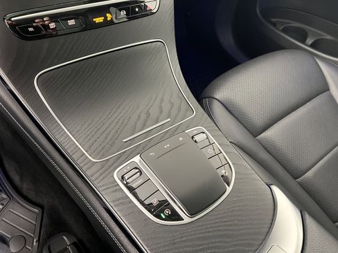 Certified 2020 Mercedes-Benz GLC 300 4MATIC image 32