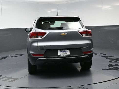 Used 2023 Chevrolet TrailBlazer LS FWD image 8