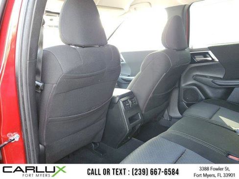 Used 2022 Mitsubishi Outlander ES image 13